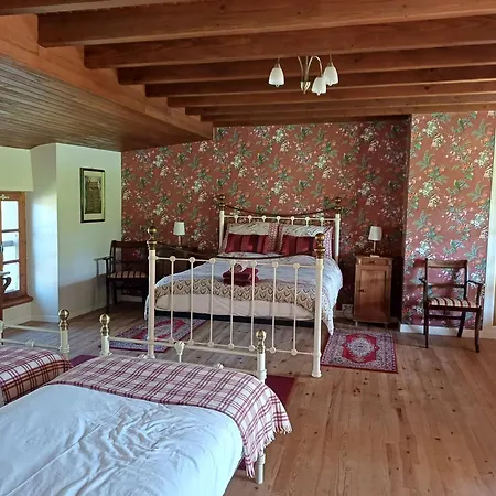 Bed & Breakfast La Maison Famille 3*