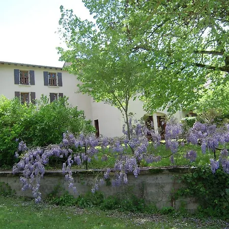 La Maison Famille Bed & Breakfast Durban-sur-Arize
