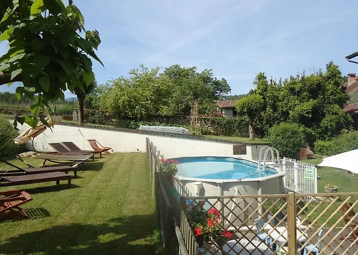 Alojamento de Acomodação e Pequeno-almoço La Maison Famille 3*