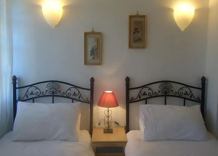 Alojamento de Acomodação e Pequeno-almoço La Maison Famille Durban-sur-Arize