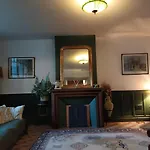 La Maison Famille Couette-café