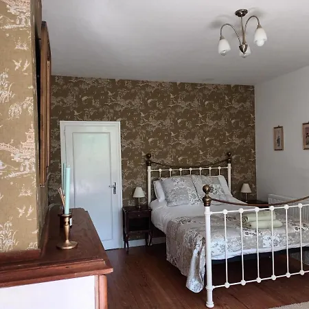 La Maison Famille Bed and Breakfast Durban-sur-Arize