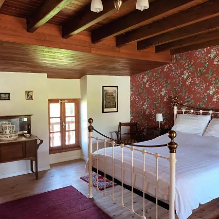 Bed & Breakfast La Maison Famille *