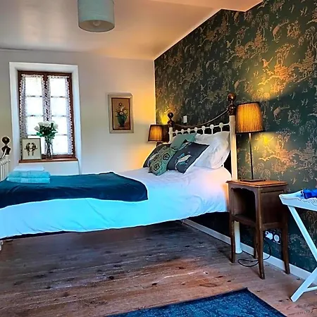 Couette-café La Maison Famille 3*